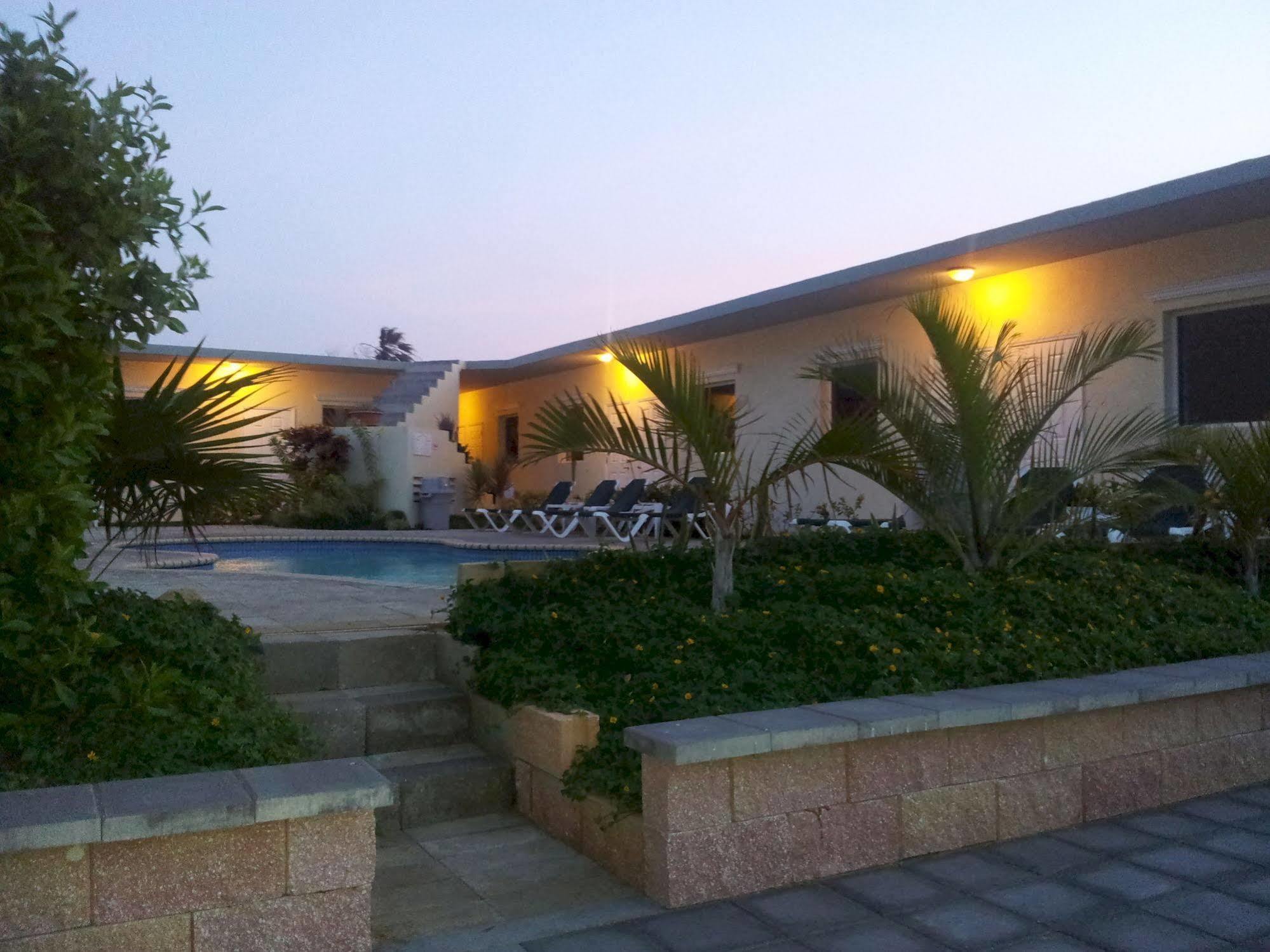 Agua Clara Eco Suites Oranjestad Exteriér fotografie